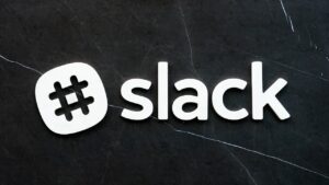 SlackとTeamsを導入した在宅勤務企業の成功事例は？