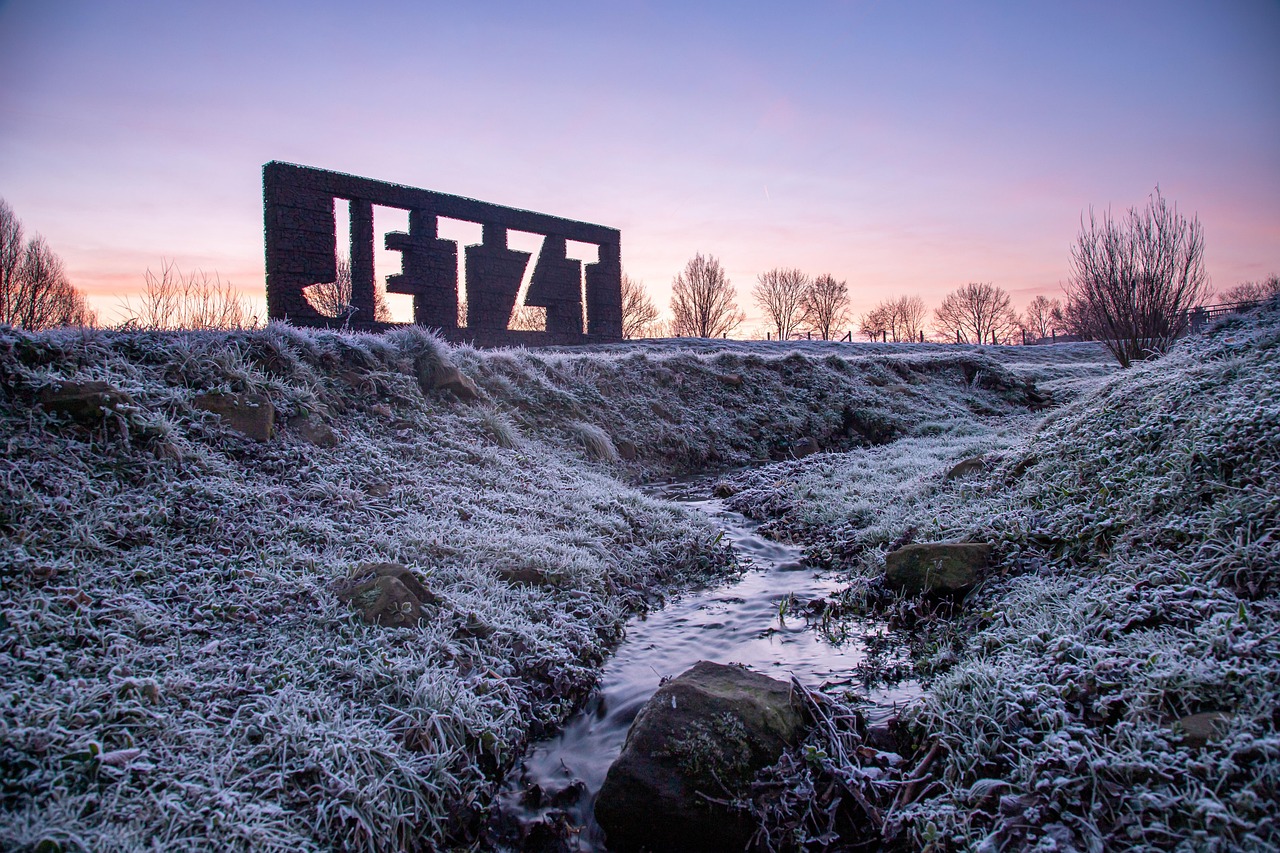 自己啓発に役立つ補助金10万円を企業が利用する方法は？