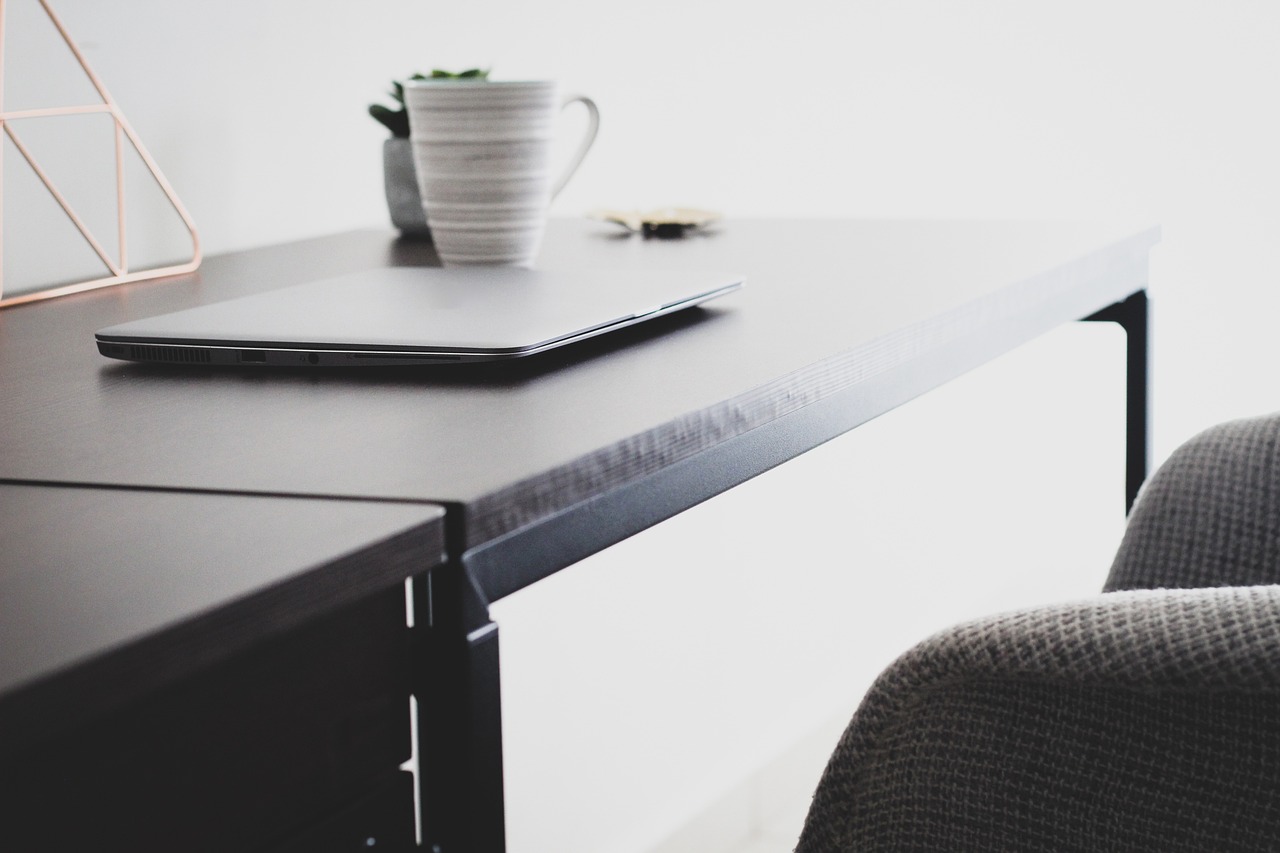 在宅転職でIT業界の人気職種はどれですか？