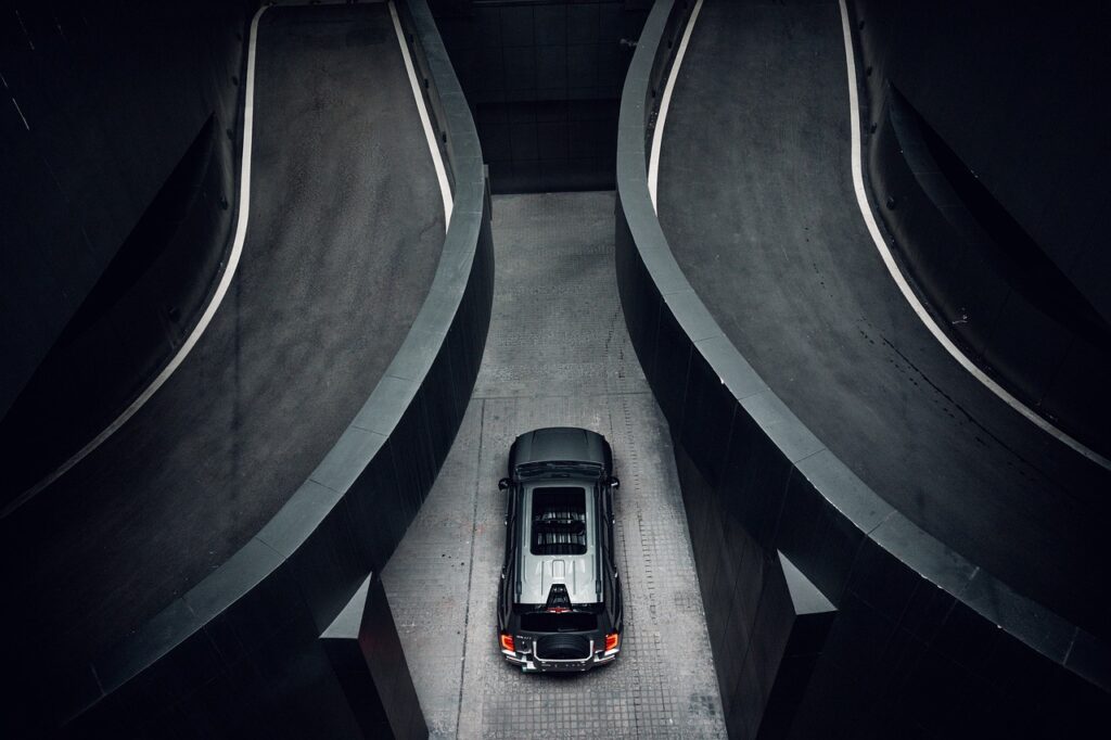 在宅でできる仕事で年収400万超を目指す方法は？