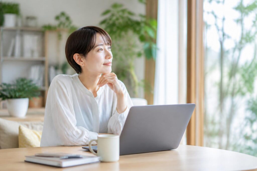 ホワイト企業で年間休日120日以上の職場はどこ？